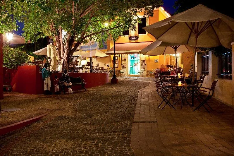Kura Hulanda Lodge & Beach Club Westpunt 3*,